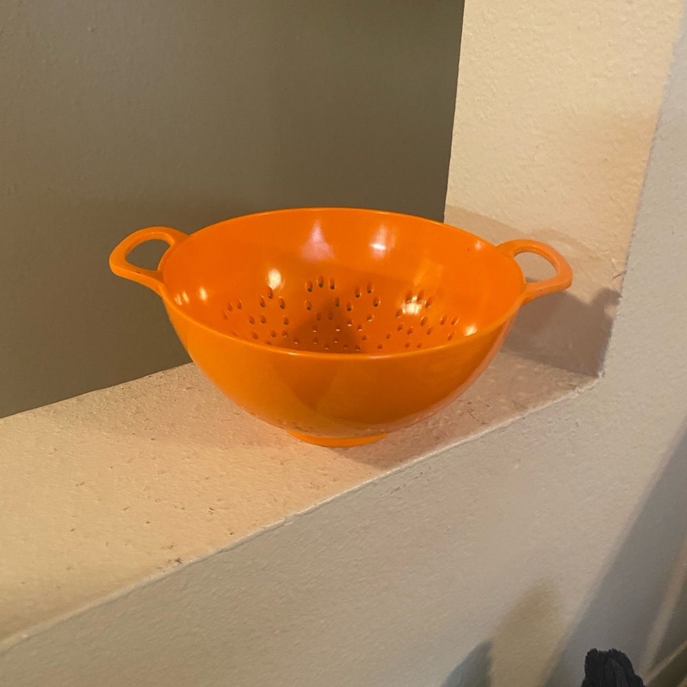 Zakl Designs Orange Colander. Small. Retro. Black Mark on Side.